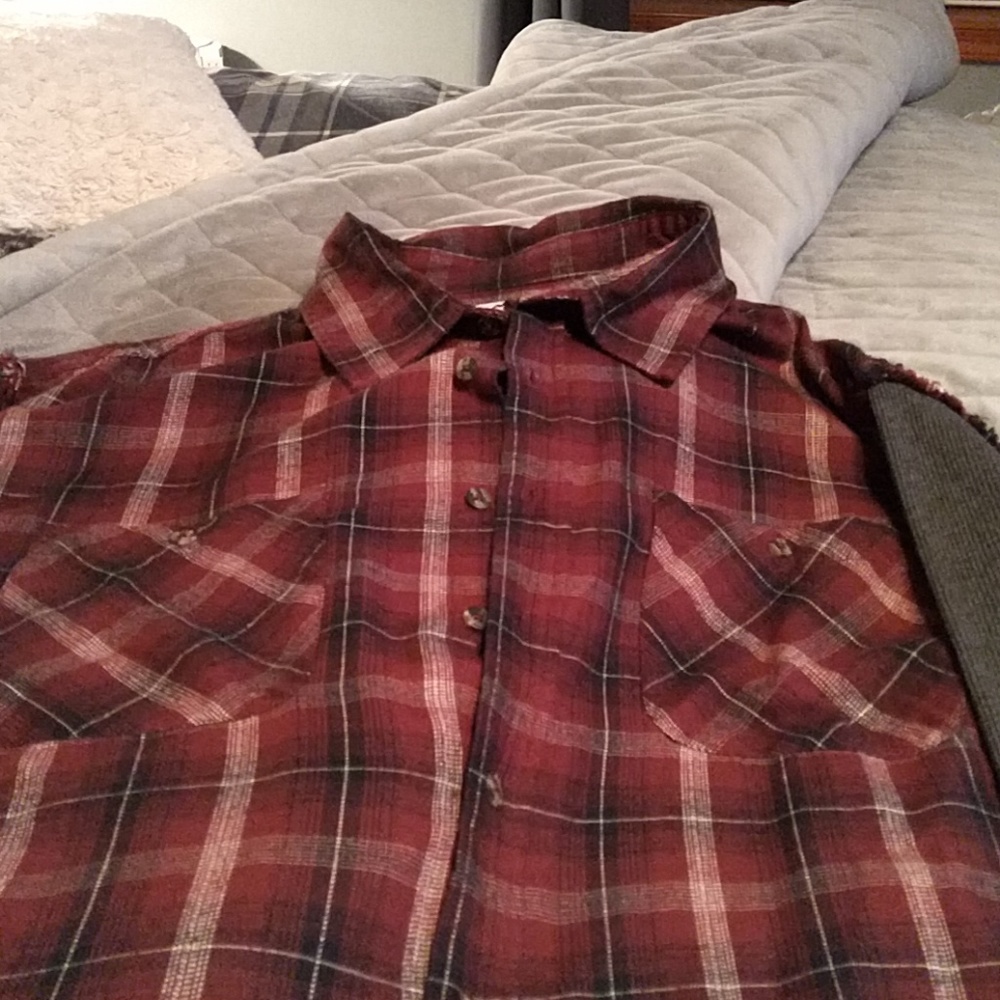 Men's shirt